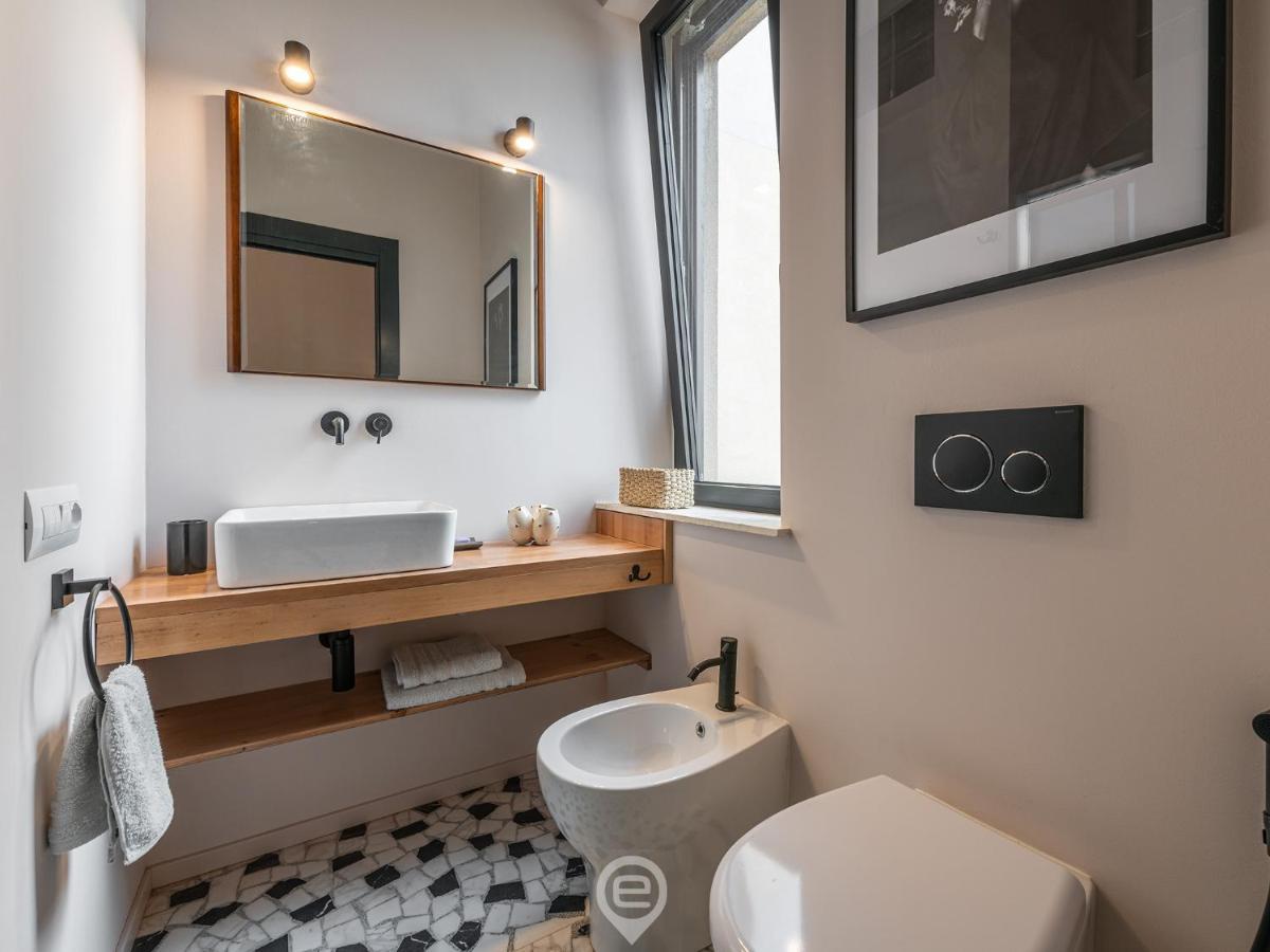 Harbor View Apartment Cagliari Ngoại thất bức ảnh