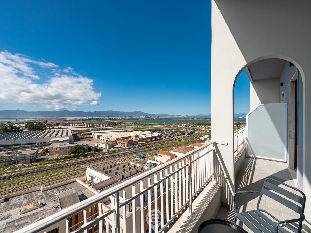 Harbor View Apartment Cagliari Ngoại thất bức ảnh